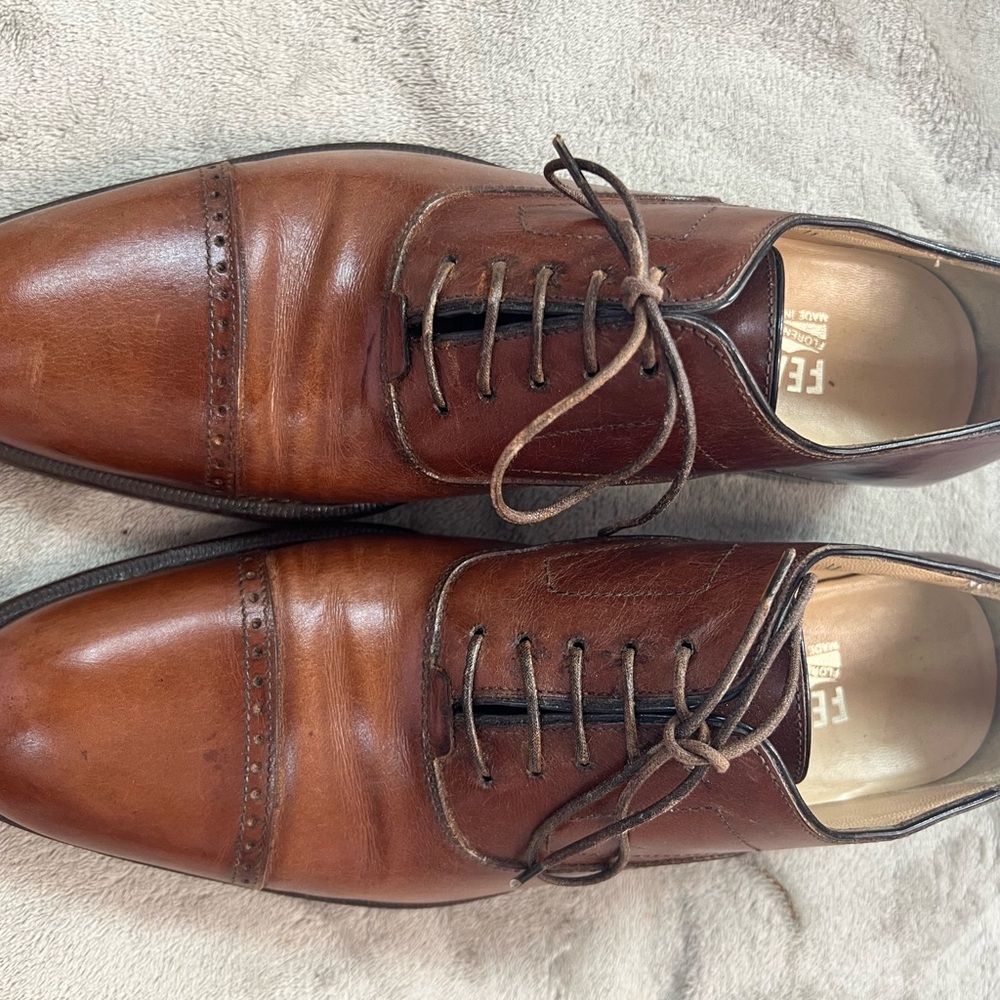 Mens tan Ferragamo size 8D.